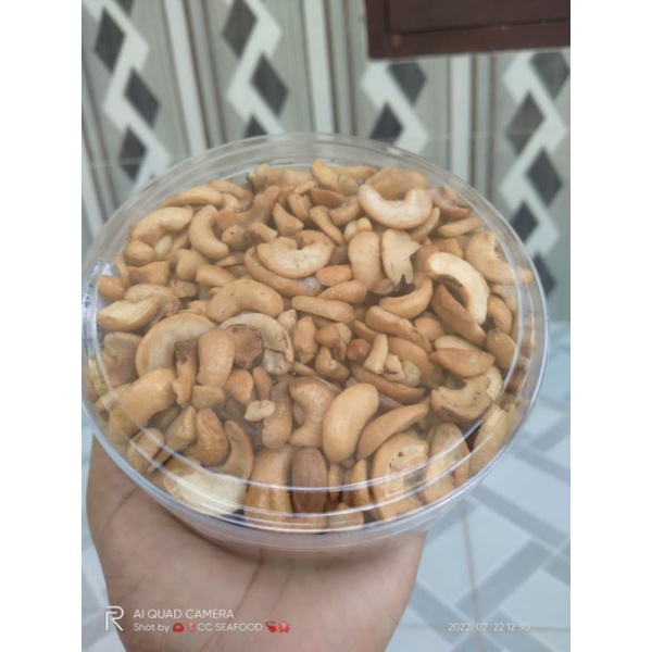 

kacang mete mateng kemasan 250gram. rasa mantap harga mumer bos buruan diorder