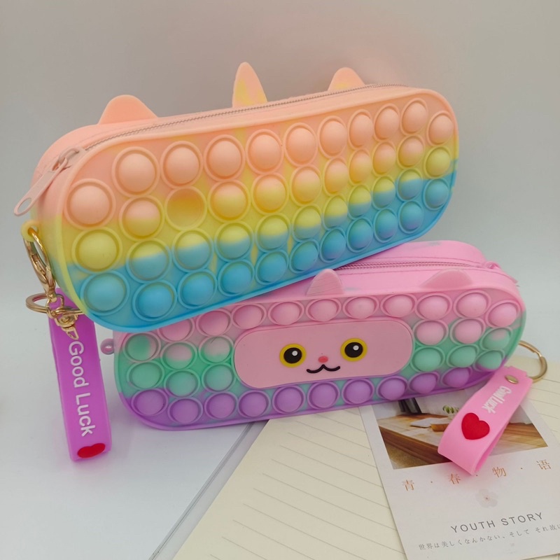 

Kotak Pensil Pop It Fashion (Depan Belakang Bisa Pop It)