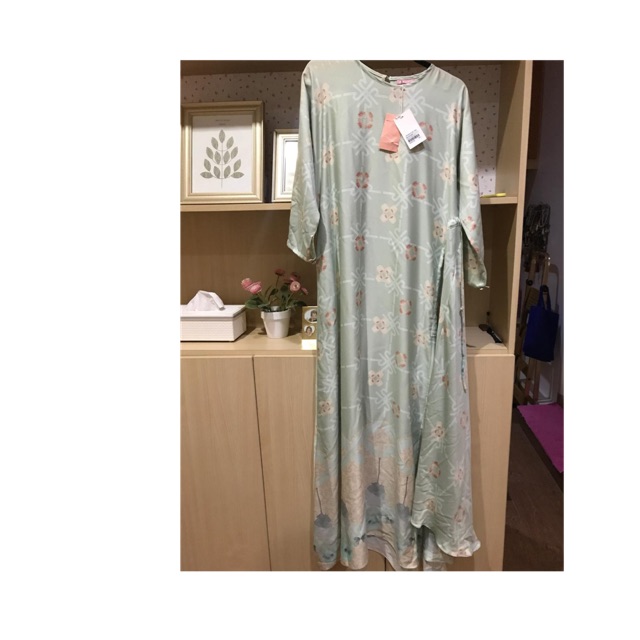 Arsen kaftan ria miranda preloved