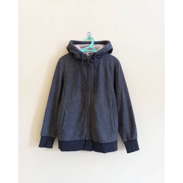 UNIQLO SHERPA ZIP HOODIE THRIFT SECOND