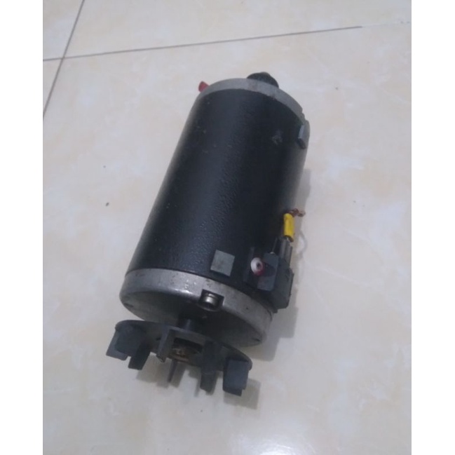 Dinamo Motor Dc Permanen Magnet 180V 4000Rpm