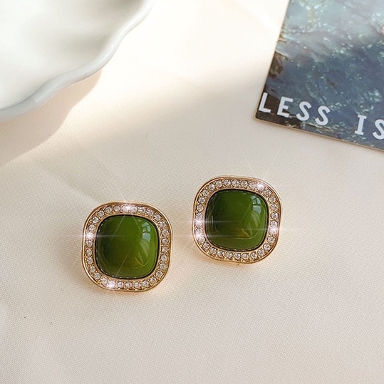 Anting Vintage Hijau Ladies Stud Earrings2023Fashion Baru Versi Korea Anting Mutiara Permata Tinggi