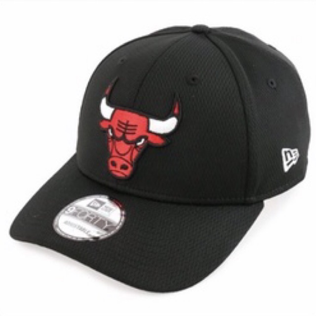 Cap bulls by request - MARI STORE
