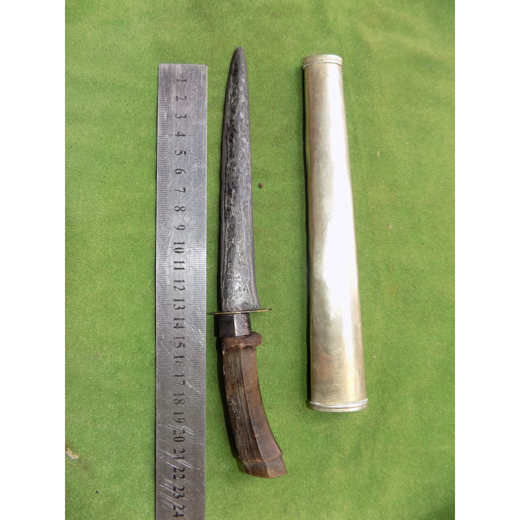 badik tua era karajaan sumatra tua pamor kulit semangka