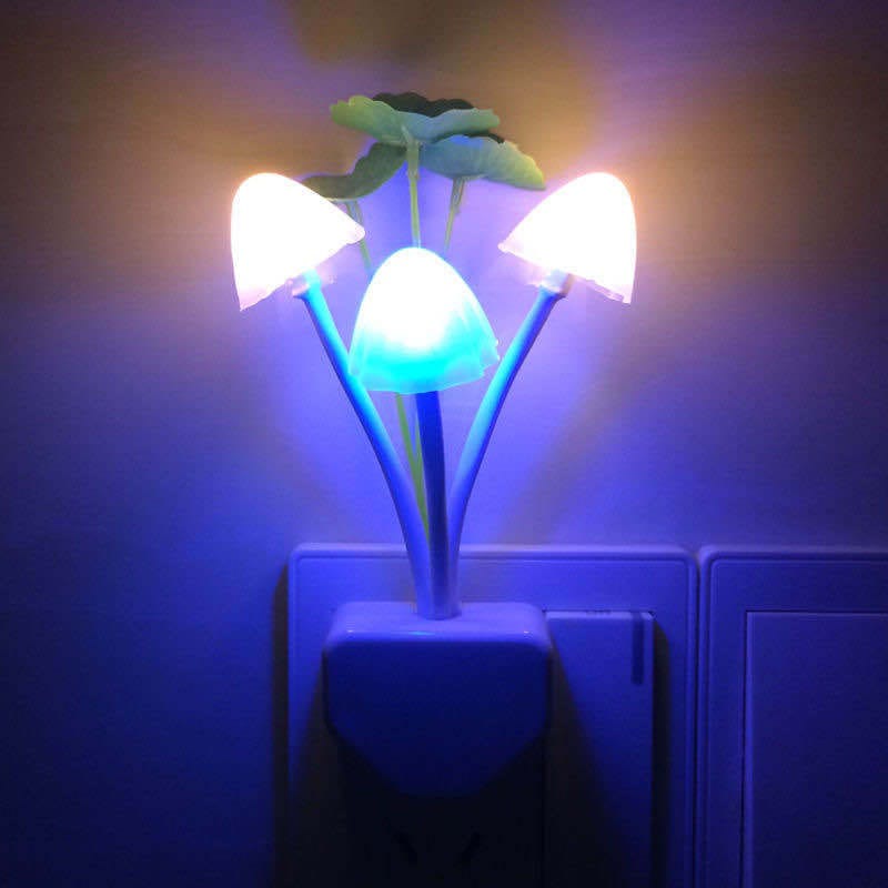 Lampu Tidur Jamur Avatar Sensor Mushroom Lamp LED Night Lampu Hias Kamar Colokan Dinding Warna Unik