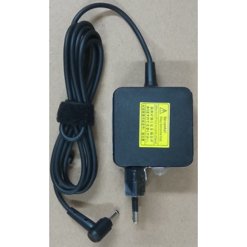 Adaptor Charger Asus Kotak 19V 1.75A DC 4.0*1.35 mm for Asus X200 X201 S200