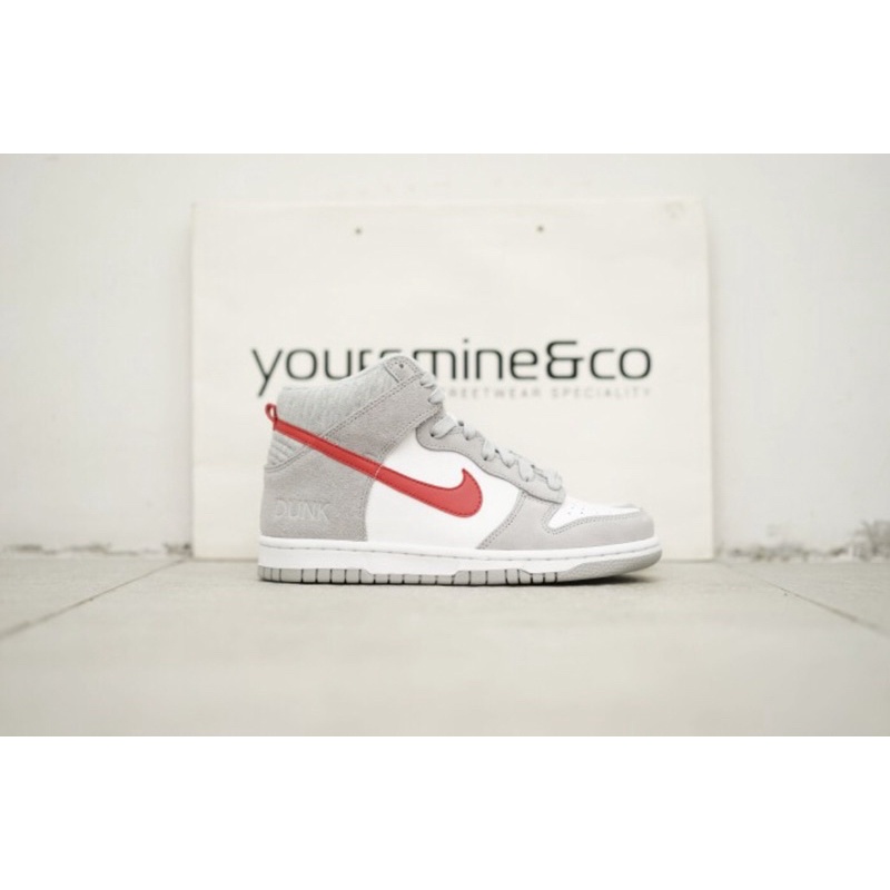 Dunk High Light Smoke Grey / Gym Red (GS)