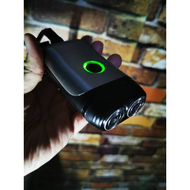 Remington Travel Rotary Shaver R95 Alat Pencukur