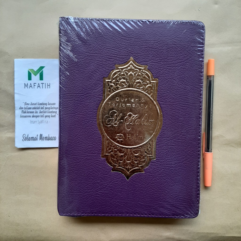 Al-Qur'an dan Terjemah AL-HALIM Resleting A5 Tanggung Sedang Alquran Quran terjemahan Bahasa Indones