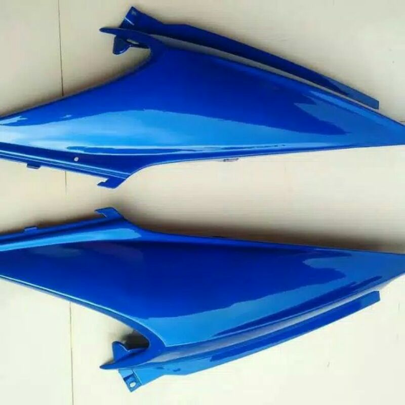 Bodi belakang honda beat karbu biru