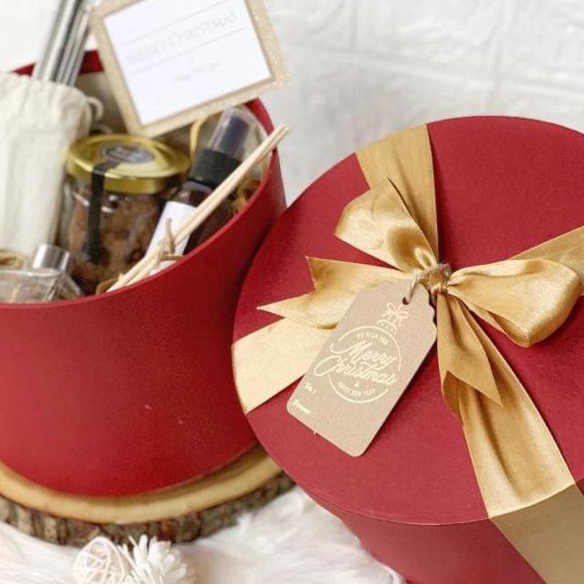 

Tiur Hampers Box (Natal, Imlek, Ulang Tahun) Toko.Cala1234