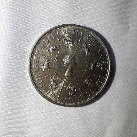Koin bimetal Inggris 5 pound Sterling