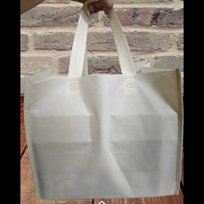 

✨ BISA COD ✨ TAS BESEK 30 X 25 + TAS SPUNDBOND + GOODIE BAG + HARGA PERLUSIN - Cream