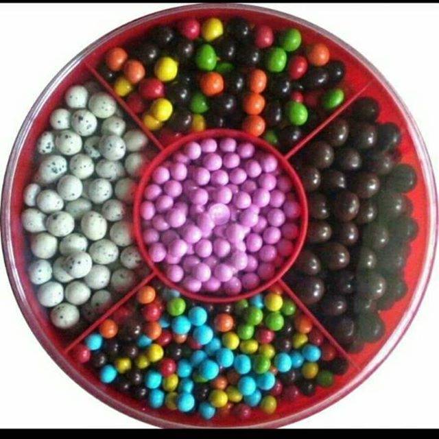 

Paket Cokelat Lagie Toples Bulat