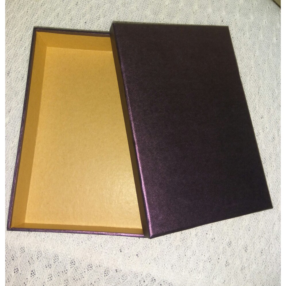 

Kotak Kado Persegi 06