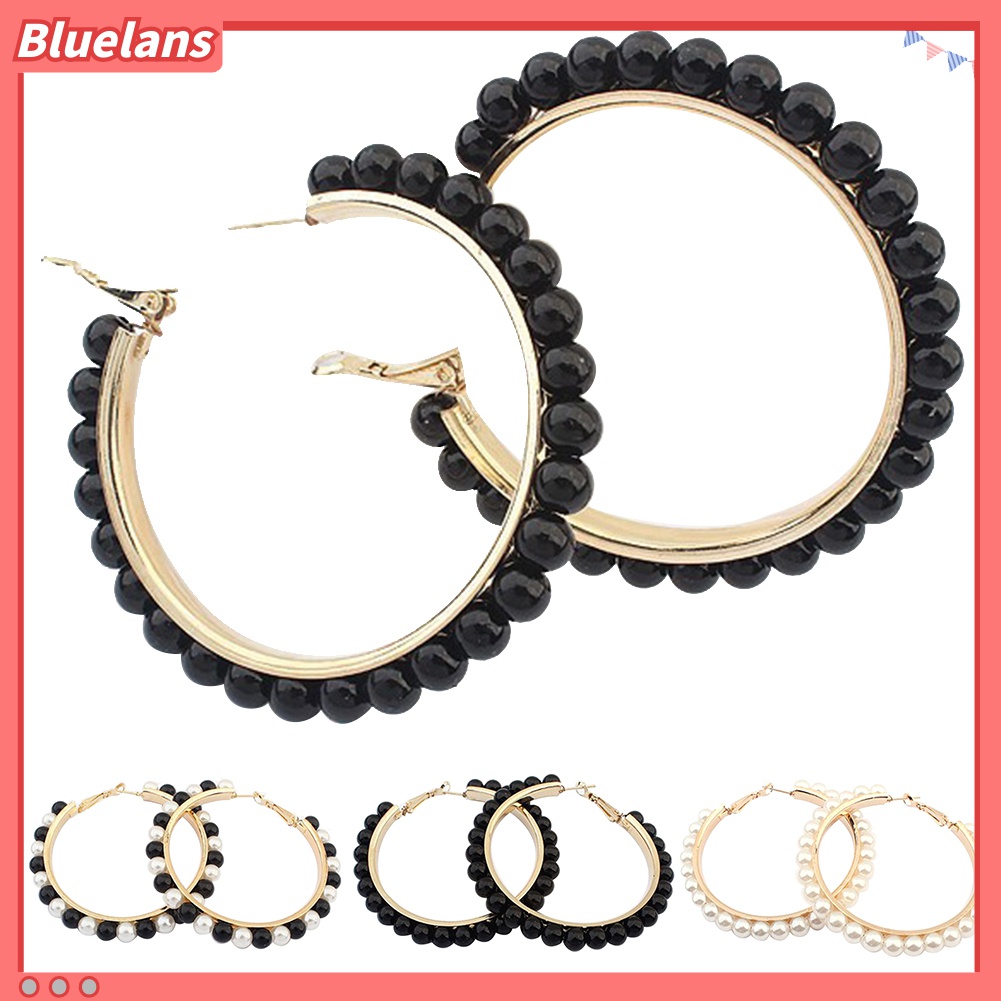 Anting Hoop Bentuk Lingkaran Besar Aksen Mutiara Tiruan Untuk Wanita