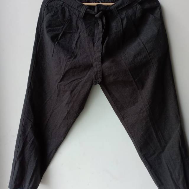 Celana panjang details