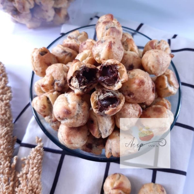 

Terlaris Snack Soes kiloan Sus Coklat Lumer 1kg