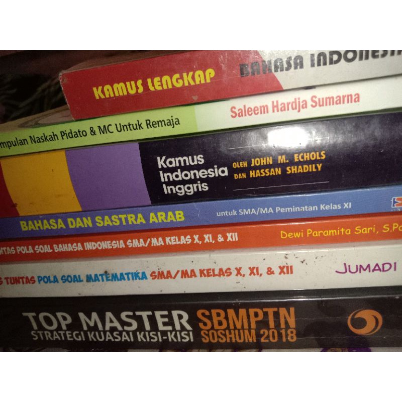 HEMAT PRELOVED BUNDLING BUKU LATIHAN UTBK | BUKU LATIHAN MATEMATIKA DAN BAHASA INDONESIA SMA | KAMUS