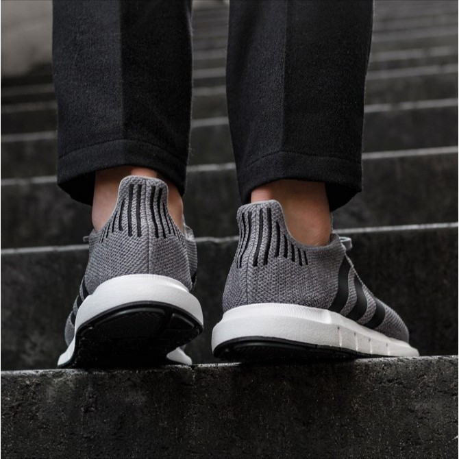 swift run gray and black