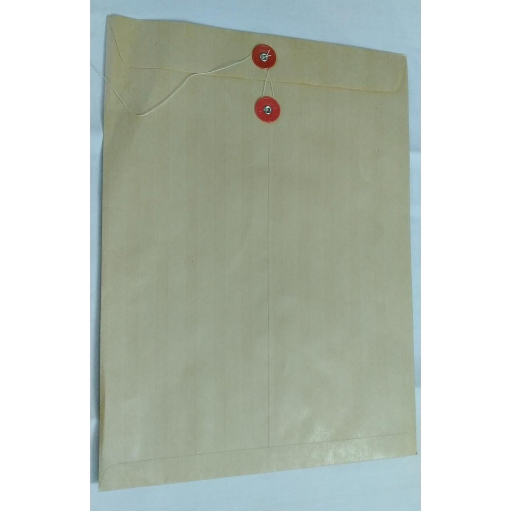 

AMPLOP COKLAT / AMPLOP DOKUMEN GLOBE POLOS 312 TALI 30X40 1 PAK ISI 100