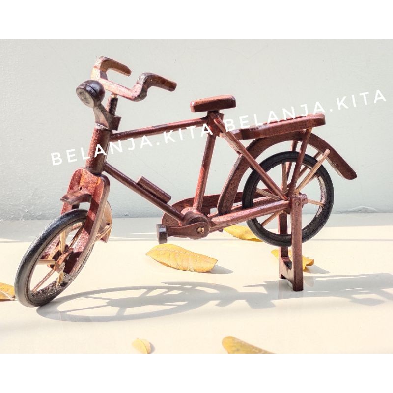 miniatur hiasan sepeda kayu