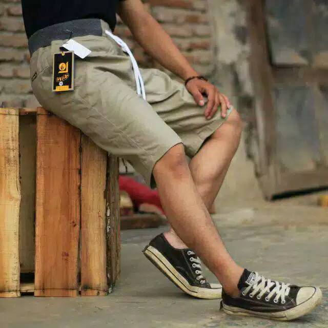 CHINOS PENDEK PINGGANG KARET - CHINOS PENDEK KOLOR - CHINO PENDEK RIP PREMIUM TERLARIS-TERMURAH