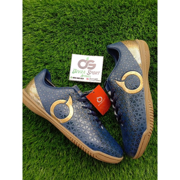 Ortuseight medians in