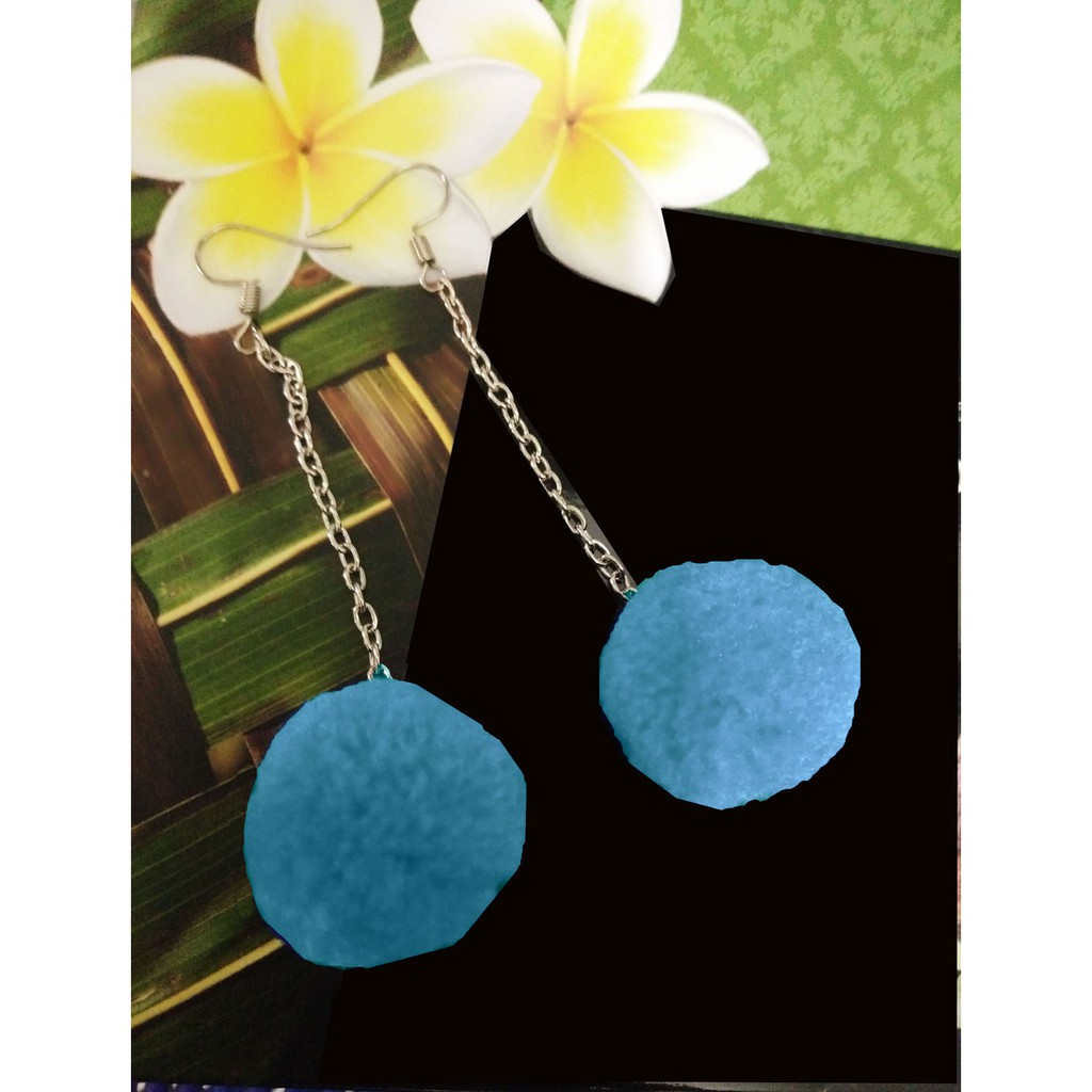 Anting pompom diameter 2cm Best Seller