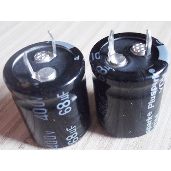 suM     ELECTROLYTIC CAPACITOR ELCO 68UF 400V   zkI