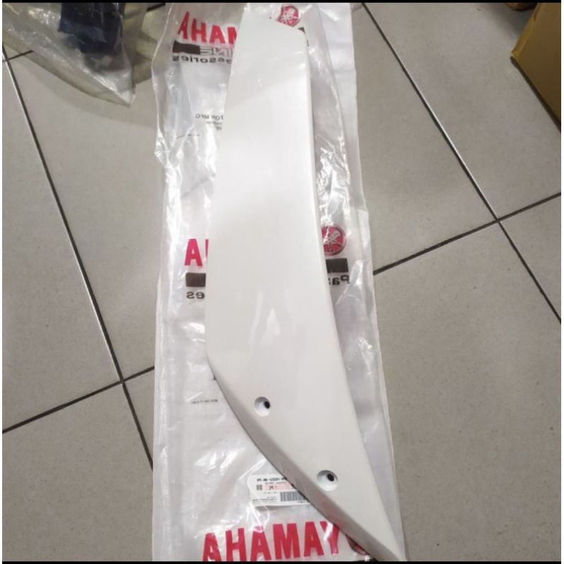 Fairing luar kiri Yamaha R15 V2 original Putih