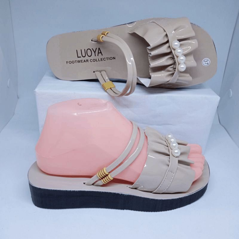 Sandal Wanita Sendal Wedges Kerut Mutiara 3 Cm