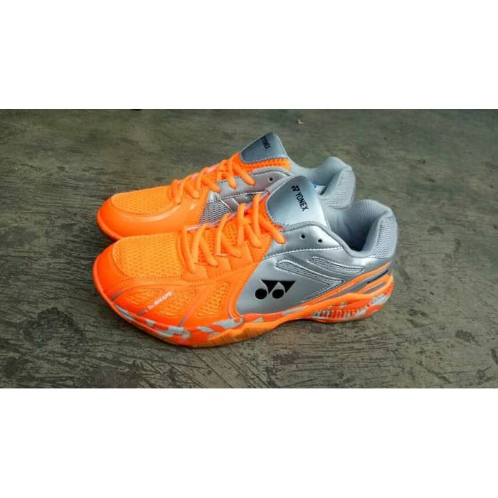 Sepatu Yonex Super Ace Light