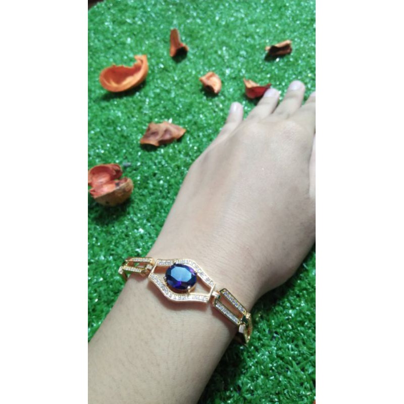 gelang mata ungu