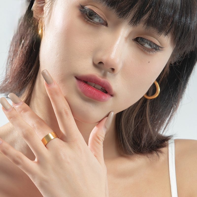 Cincin Jari Tipis Bahan Titanium Gaya Elegan Untuk Hadiah Teman