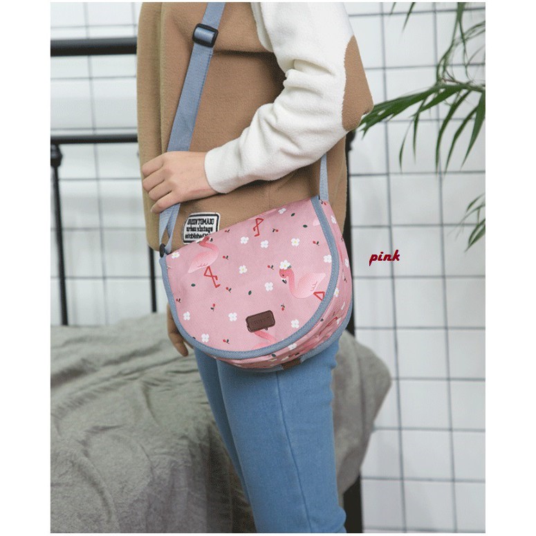 Weekeight Charming Water Resistant Saddle Bag/ Tas bahu Cantik - WE002