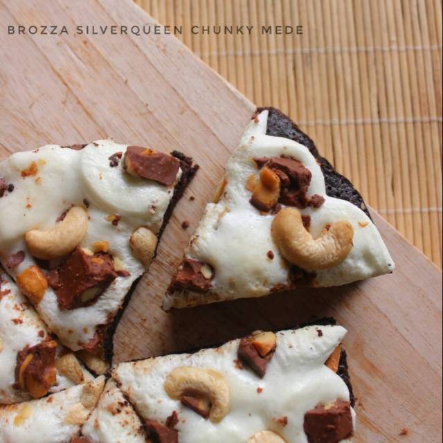 

Brownise Brozza Silverqueen (1 loyang)