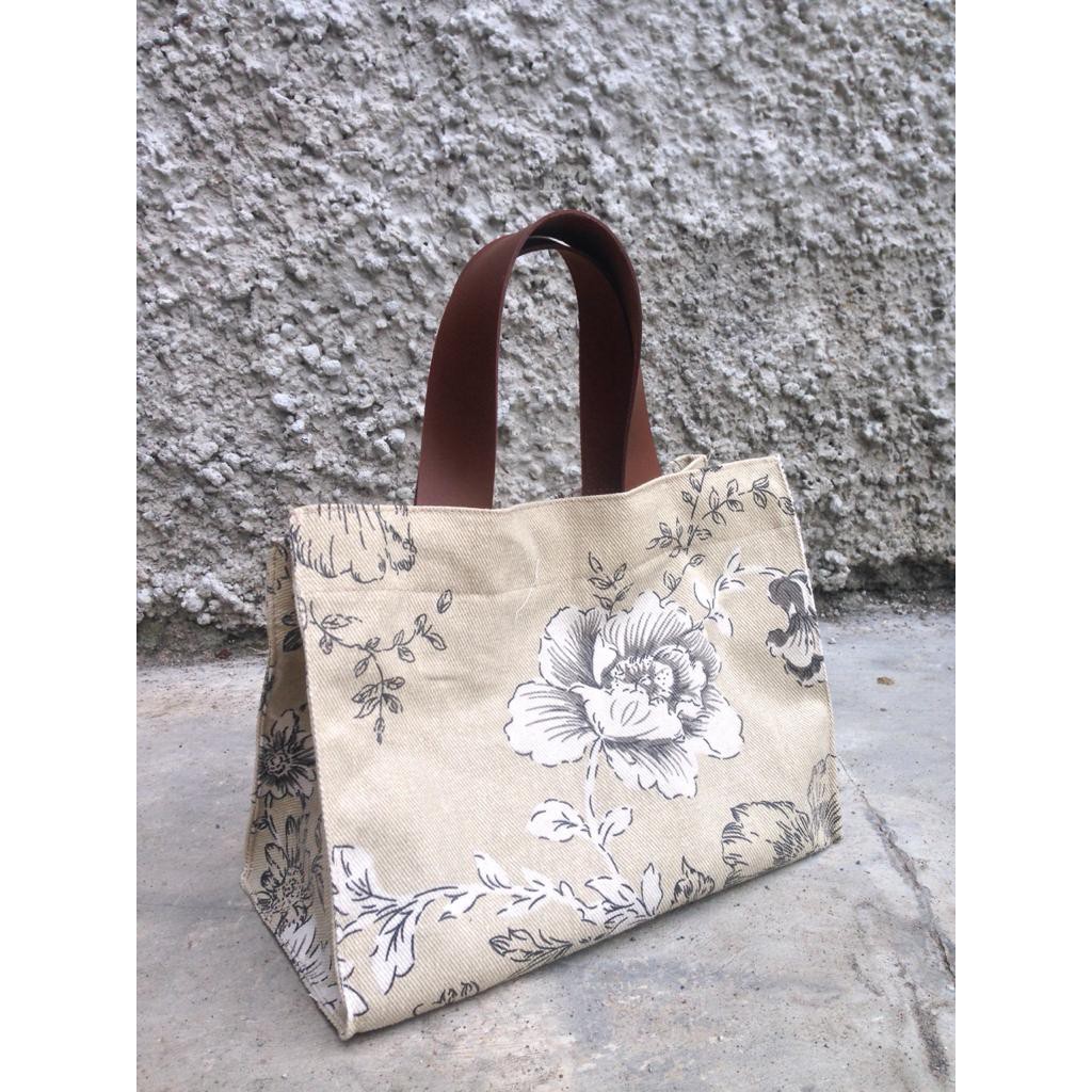 Totebag kanvas premium (tali kulit sintetis+magnet)