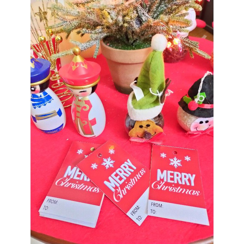 

gift tags Christmas merry chris