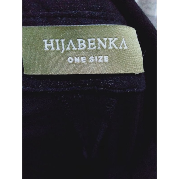 Atasan HIJABENKA