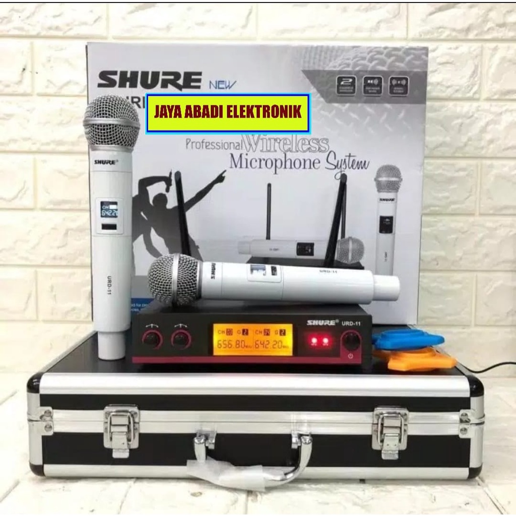 G587 SHURE MIC HANDLE SEPASANG WIRELESS DIGITAL MIKROPON KOPER DISPLAY SOUNDBEST VOKAL ARTIS PROFESIONAL  BEST SISTEM AUDIO PANGGUNG LEGENDARY  PENGERAS SUARA HIFI JERNIH DAN SENSITIF BISA UNTUK ACARA MC PIDATO CERAMAH DLL PRAKTIS BERKHUALITAS DAN MURAH