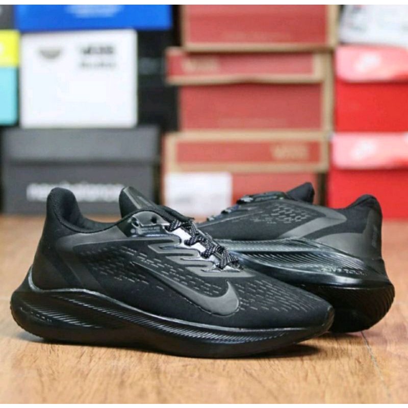 Jual SEPATU HITAM POLOS NIKE ZOOM WINFLO SEPATU SNEAKERS SEKOLAH HITAM