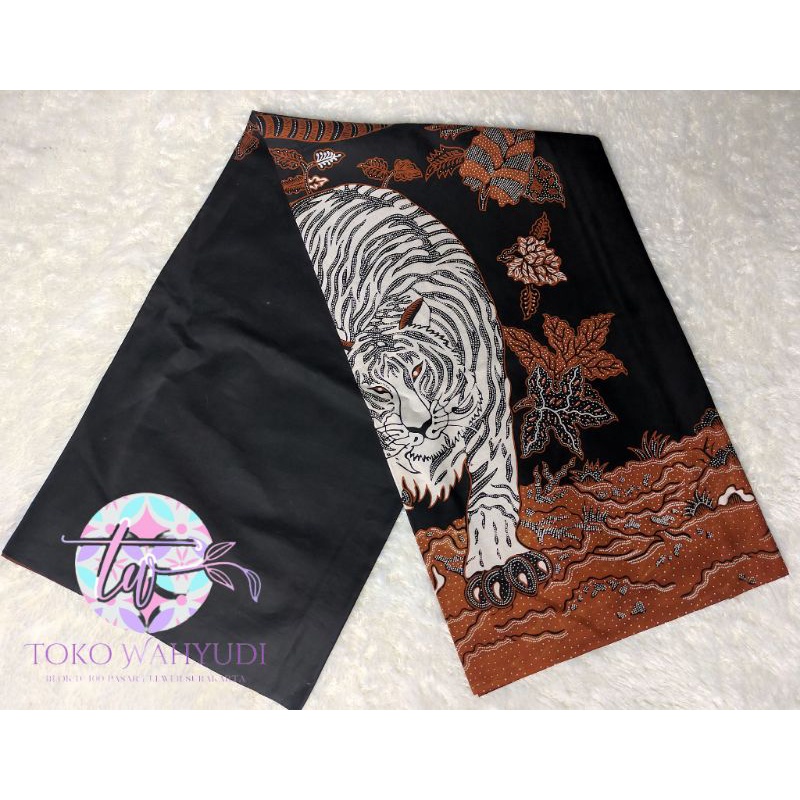 Kain Batik / Jarik Batik Motif Wayang