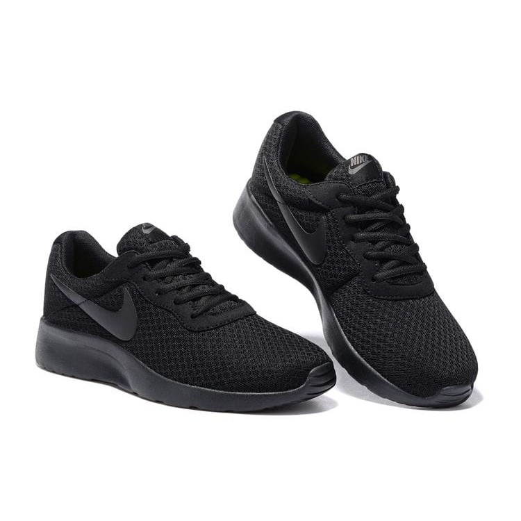 nike tanjun full black original