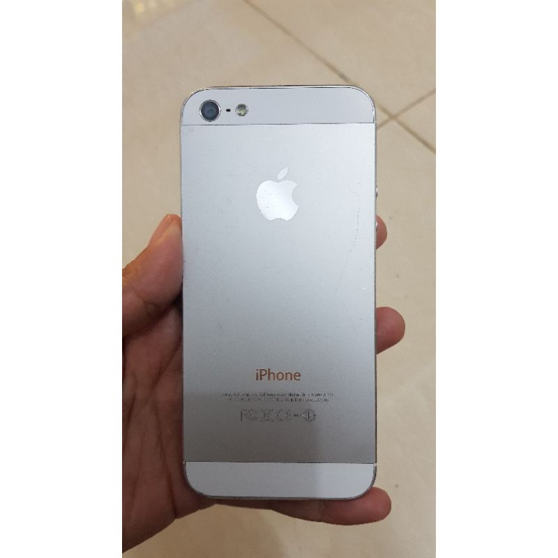 IPHONE 5G/5 SECOND WHITE PUTIH 16GB TIDAK BYPASS BISA WIFI / KARTU NORMAL ICLOUD AMAN PEMAKAIAN CWE