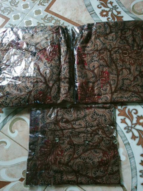 Batik Couple Keluarga Modern Bisa Pisah Bahan Katun Kombinasi Simpel Bikin Nambah Serasih