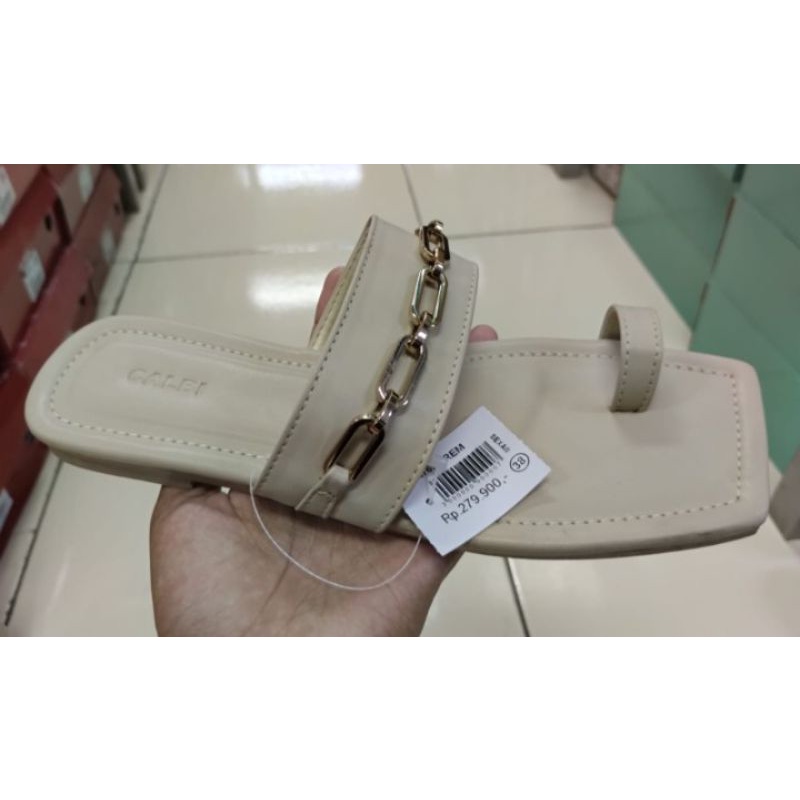 Calbi sandal teplek model baru 100% ORI dan 100% asli