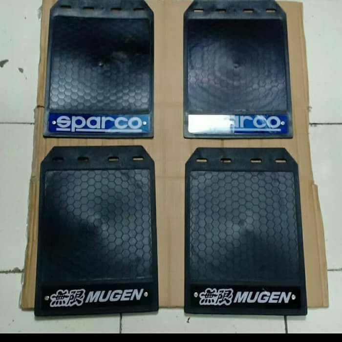 Mud Guard Karpet Lumpur Mobil Universal