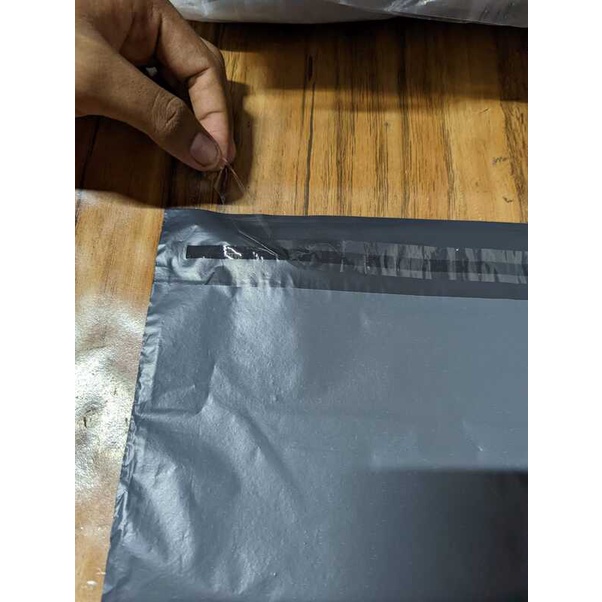 JAKARTAWHOLESALE [COD] ISI 100PCS PLASTIK POLYMAILER PLASTIC PACKING ONLINE GRAY 35x50Cm