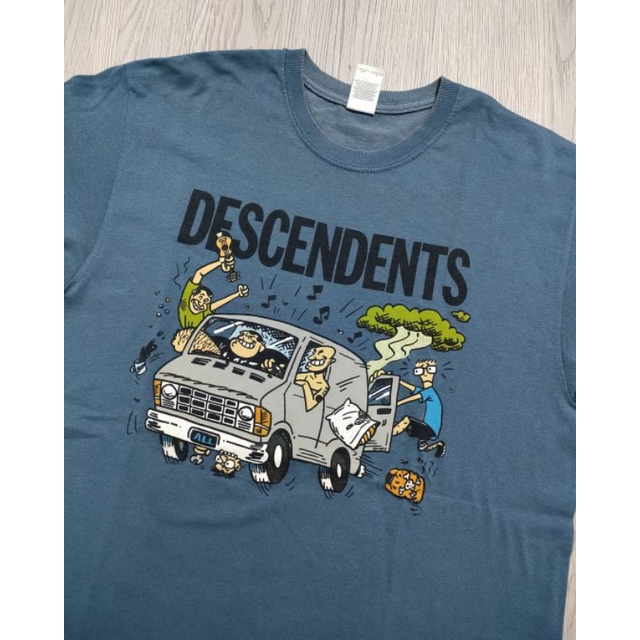 [USED] DESCENDENTS - VAN (M) KAOS BAND IMPORT ORIGINAL